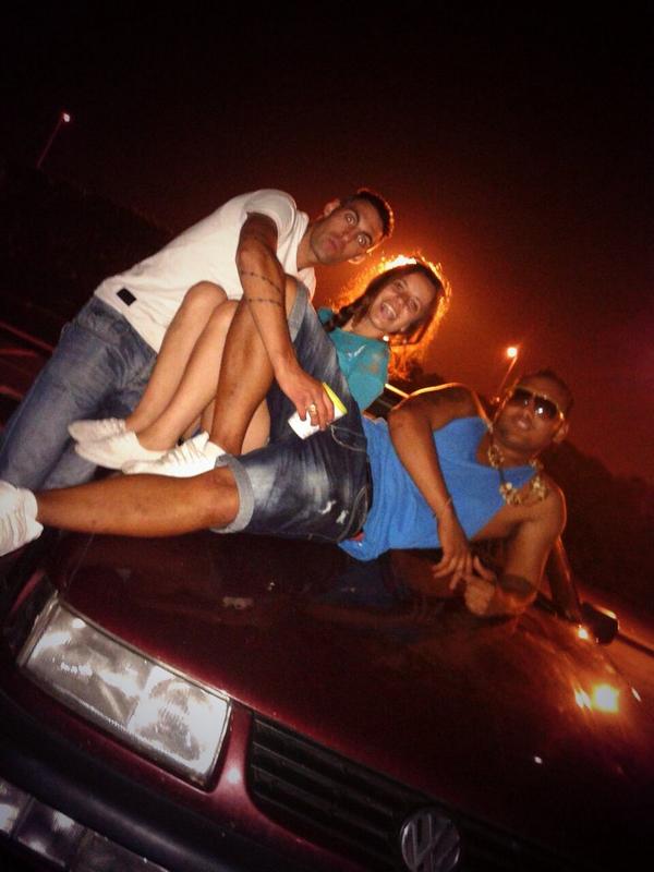 iratiDaleaesoh's tweet photo. Bueena nochecita;) @rudy_sood http://t.co/Fa7d3nmZFA