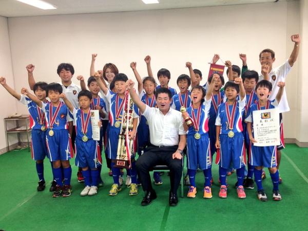 奈良市 スポーツ振興課 Auf Twitter 第44回奈良県少年サッカー大会 で優勝された Yf奈良テソロ が市長表敬されました 8月静岡県にて開催の 第38回全日本少年サッカー大会 向け 一戦一戦勝ち抜き 良い報告ができるよう頑張って来ます と力強い抱負を述べ