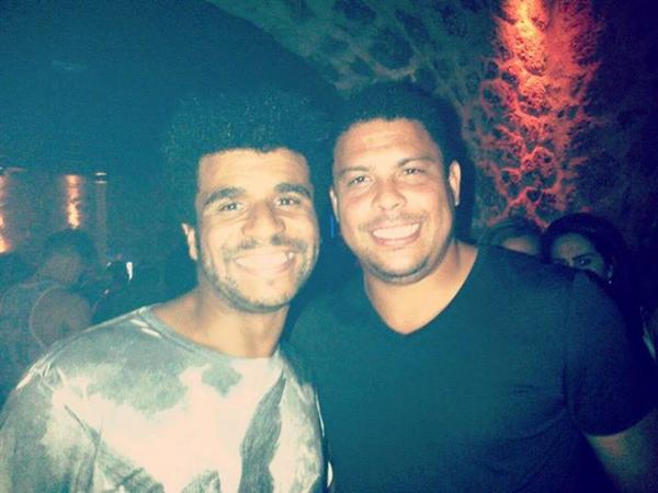 JamieJonesMusic's tweet photo. Ronaldo was back at Paradise Official, another legend! http://t.co/JUlLsoznlM