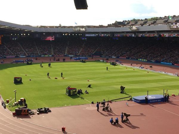 “<a href="/LAbercrombie10/">Lynne Abercrombie</a>: Atmosphere <a href="/LornaTReid/">Lorna Reid</a> ” Commonwealth Games #Glasgow2014