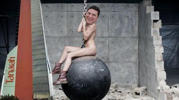 osvelg's tweet photo. Mientras tanto en Torre #Tanarah ... http://t.co/P5TK0cLgGA