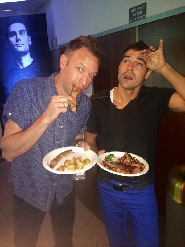 afales1's tweet photo. About to get the meat sweats at #ModereSocial http://t.co/usgWAnKdLG