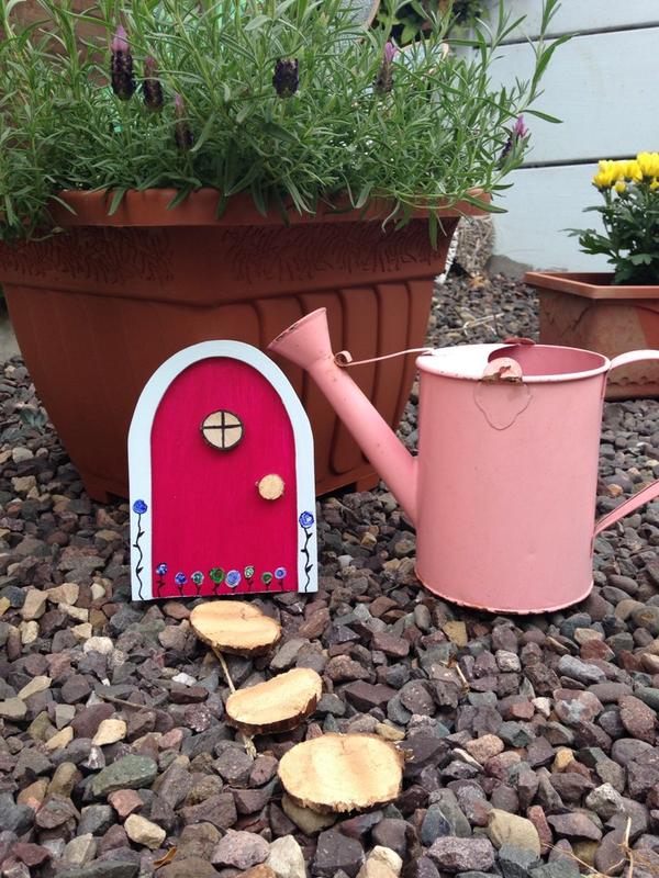 creations_star's tweet photo. Welcoming our Fairy Door Collection 🌟🍄 these will be priced at €10 each plus p&amp;p. #fairydoor #believe #magic http://t.co/vaC8Ywoi9Y