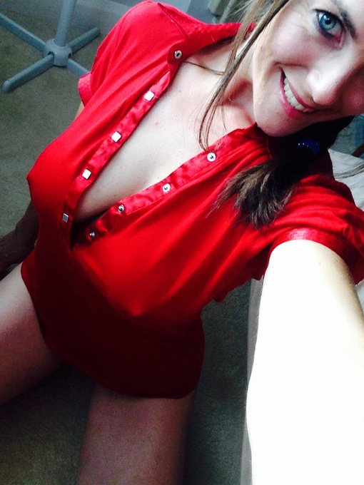 Cum Play Wiv' Me... ?  http://t.co/6xkpZ0UQQT Live 'n' Lush from 8pm UK xxx http://t.co/gB9TM06jRo<a href="/tag/blackfriday"class="tags"><span>#blackfriday</span></a>