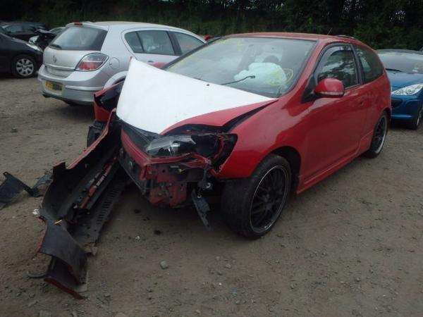 As much as I love my E36 Coupe I miss the EP3 CTR :( #Civic #VTec #ouchie