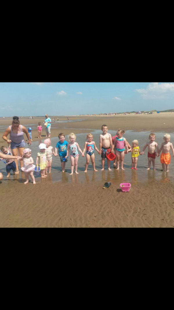 Haydock's tweet photo. Next generation. Love em all pieces x http://t.co/4GXn8THp61