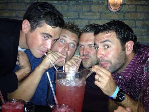 Smarty_66's tweet photo. Out with the BFF's http://t.co/OB1HfDa4bQ