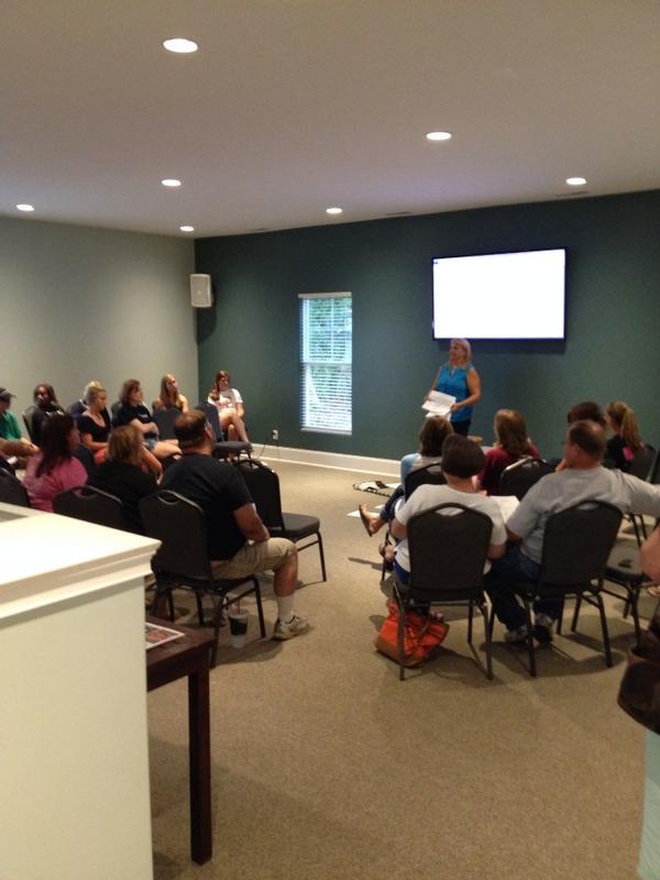 jimfleming's tweet photo. Let the games begin!  Pre-Nic meeting for Nic@Nite prep.   Each night from 6-8:30 pm Aug. 4-6 at Manning High School http://t.co/4E4bnRb2E4