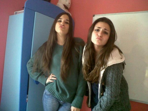 mariaher97's tweet photo. Lo q se encueeentra una x aii @irenerosa97 @belenjhe http://t.co/XJNJ30K8Wo