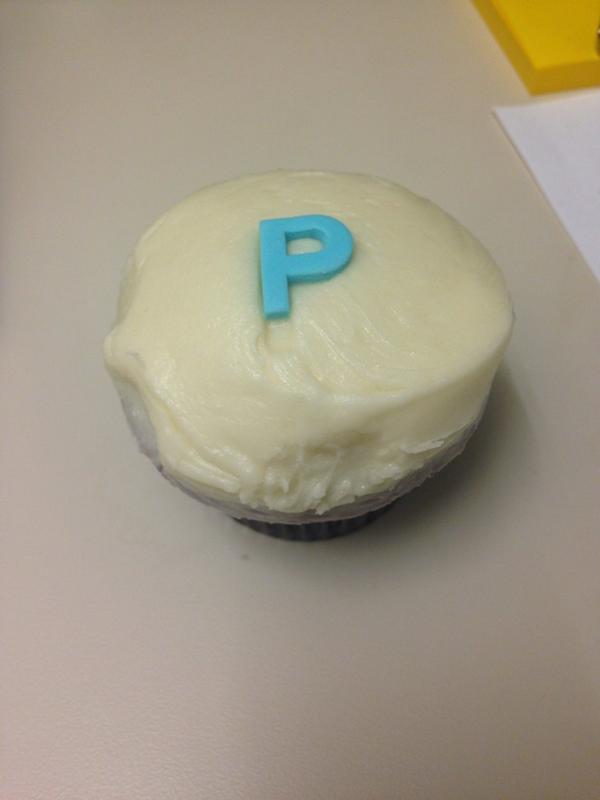 _PatriciaRojas's tweet image. This Sprinkle's cupcake is literally for me 😋 #MyInitial #WorkTreats