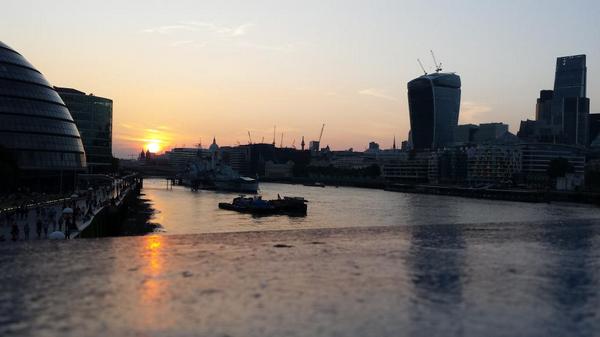 goaforest's tweet image. Watching the sun set from tower bridge with my little Bro :)