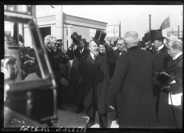 Picture of Raymond Poincar in 1913 isite du président français Raymond Poincaré au concours agricole (ancêtre du Salon de l’Agriculture)