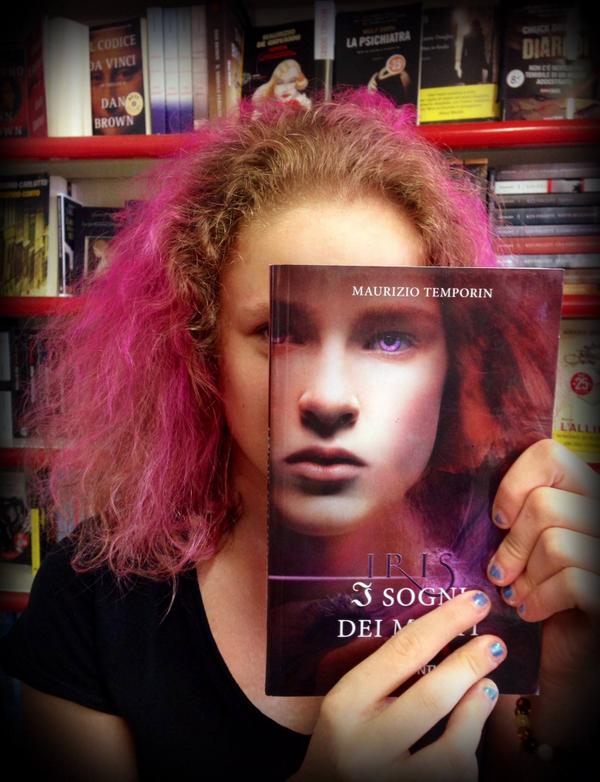 bookasface's tweet photo. @bookasface with @boekface ! http://t.co/FPJHfB0Ir7