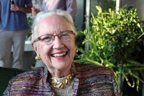 TheVisionDoctor's tweet image. We have beautiful eyeglasses for beautiful people.  #eyeglasses #optical #stl