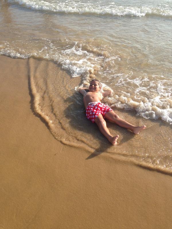 DaniOrbea's tweet photo. Buen diita de playa el d hoyy jj http://t.co/5tfSBzjkXI