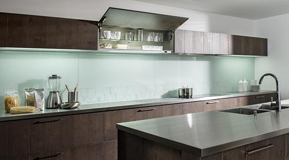 Lighting in the kitchen: How to handle the secrets of light and set the mood... schmidt-barnet.com/kitchens.html