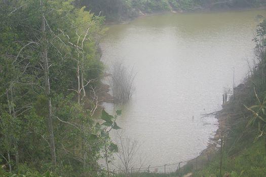 2808Alba's tweet photo. @vickydavilalafm esta sucediendo con un lago ubicado en el lado oriental de la pista de Palonegro de Lebrija (Sder) http://t.co/gpQcfeqq8W