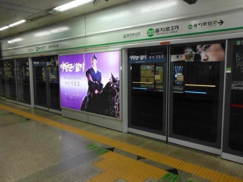 Bt16oSKCcAE-eUx.jpg:large