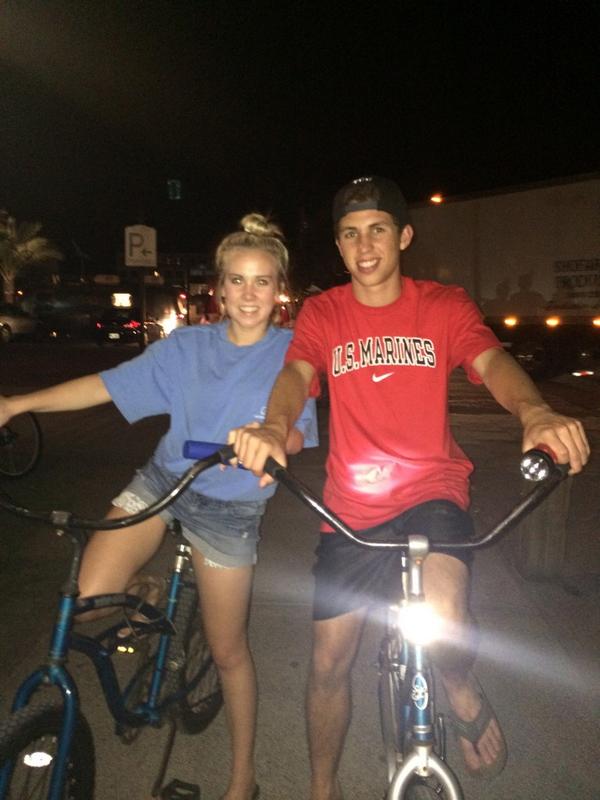 blake_shrauner1's tweet photo. seaside with my girl 😍 http://t.co/2MDBemvANx