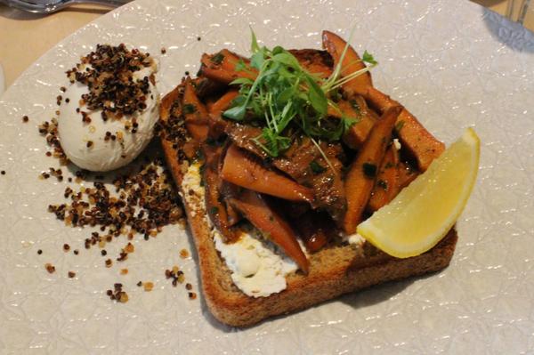 Delish #breakfast <a href="/LittleTommyTuc/">Little Tommy Tucker</a> foraged mushroom w egg + quinoa …erryfortomorrowwediet.blogspot.com.au/2014/07/little… #vegetarian #Bentleigh #yum