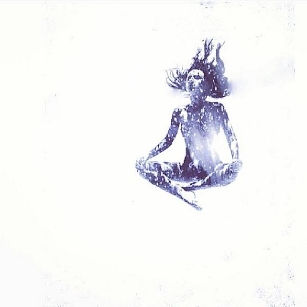 highexperience_'s tweet photo. Sometimes I wonder why I don't fit in with society. And its because my consciousness is #highrr http://t.co/FTEUl49KPr