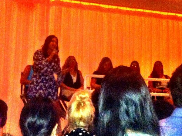theguildagency's tweet photo. @InternQueen presenting the panel for the #InternQueenParty #nyc #timeforadvice http://t.co/6qqzEGLu1i