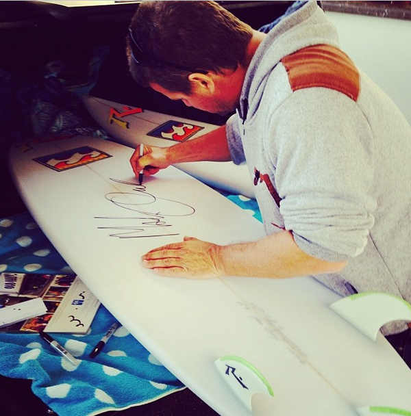 rustysurfboards's tweet photo. Occy signing some of the #rusty84 boards. #ourkind

Rusty Surfboards: http://t.co/M4FKWwYo9G http://t.co/uGqrE6CX29