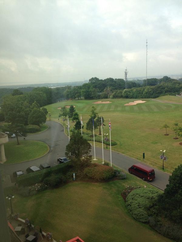 andrewpetts's tweet image. Morning from the manor @DaniVicary #celticmanor #minication