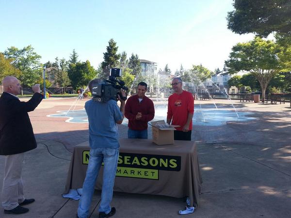 TualCrawfishFes's tweet photo. Getting ready for the festival with some news coverage! Be sure to join us here at the Tualatins Commons this Friday! http://t.co/3CguPxbaSe
