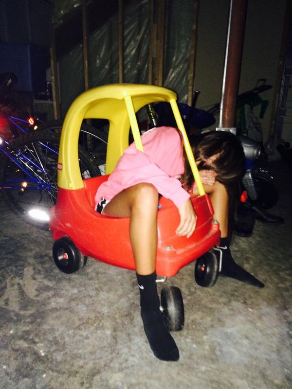 sydneyy_schrag's tweet photo. @JCHSPassouts 😯😍 http://t.co/jHbt12QRES