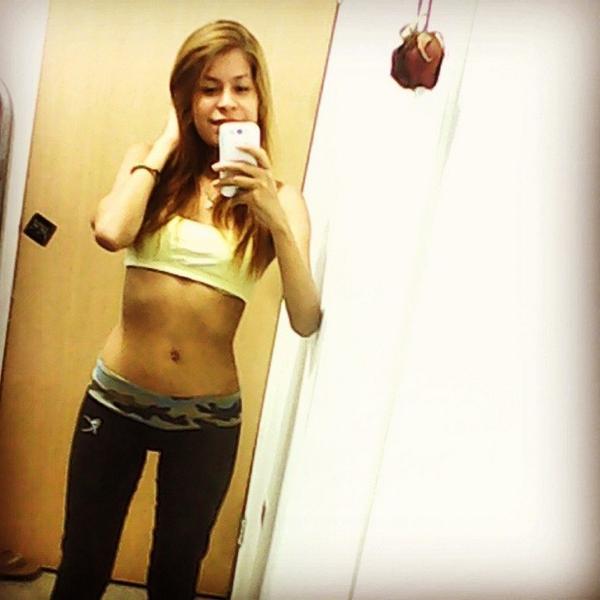 instapolishgirl's tweet photo. #polishgirl #snapchat #likeforfollowers #fif #VidaFit #health #fifness #fifnessmodel #fifspo #workout #bodybuildi... http://t.co/v21ovuFcc9