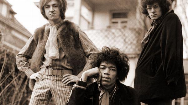 HistoryInPics's tweet image. The Jimi Hendrix Experience, 1967