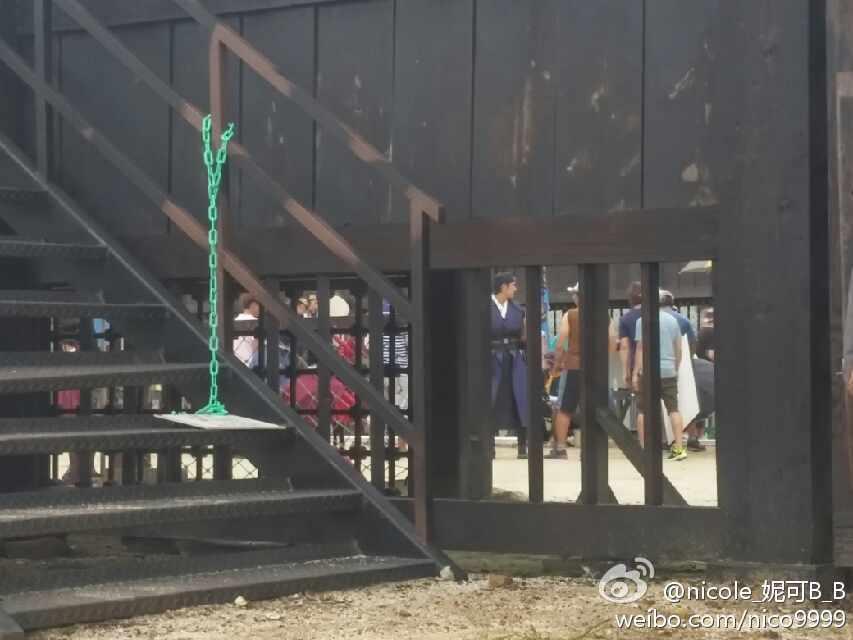 Bt2Khk7CAAIaBsL.jpg:large