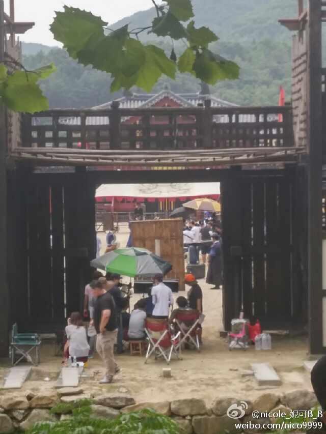 Bt2KiBwCEAAwhuk.jpg:large