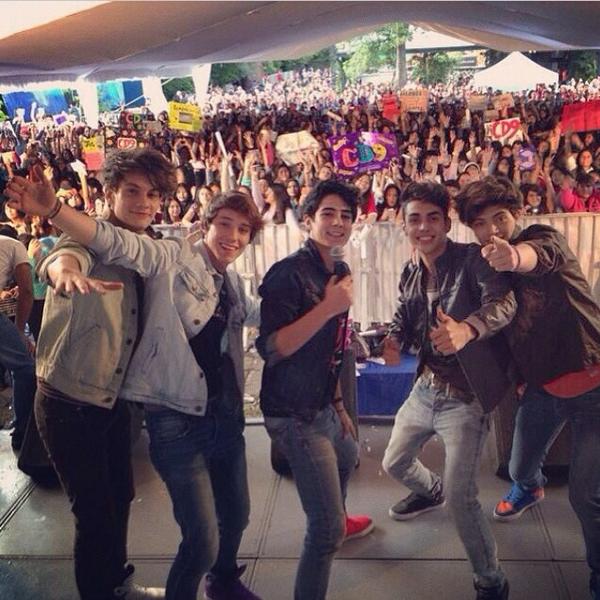 TeamCoders_'s tweet image. :&apos;). #Coder4Ever ❤️