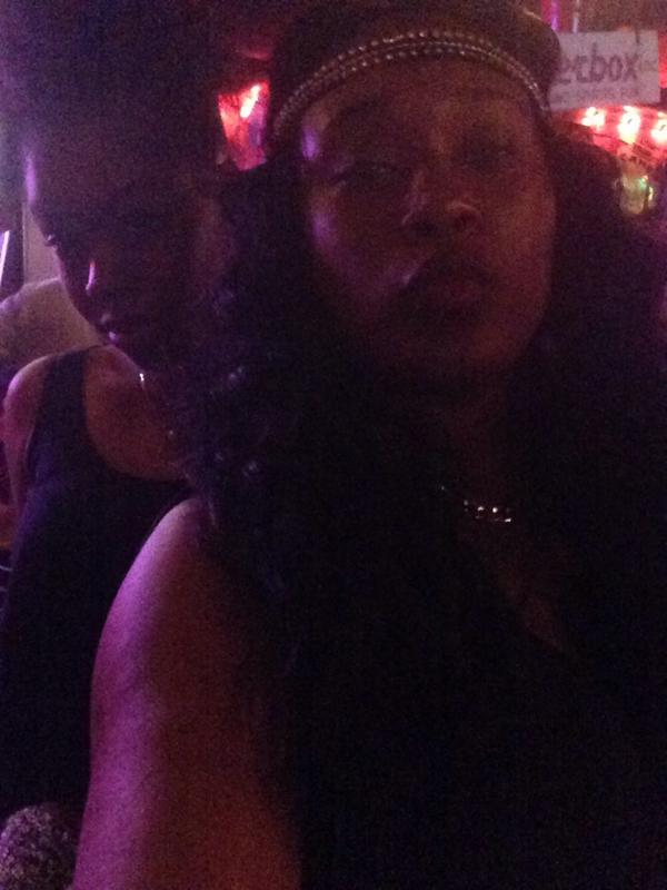 totallycapri's tweet photo. Bestie photobomb #DoItLikeItsLegal #vortexbar @Roda_Kay http://t.co/UyenrDmX13