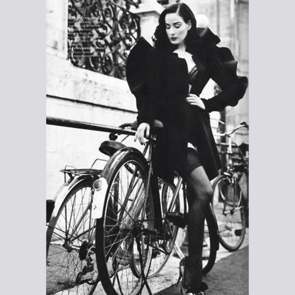 #DONTRUSTME #Delicious #TASTY #moneyed #likeme donttrustme.ru #ditavonteese #bike <a href="/theditavonteese/">Dita Von Teese</a> #fashion