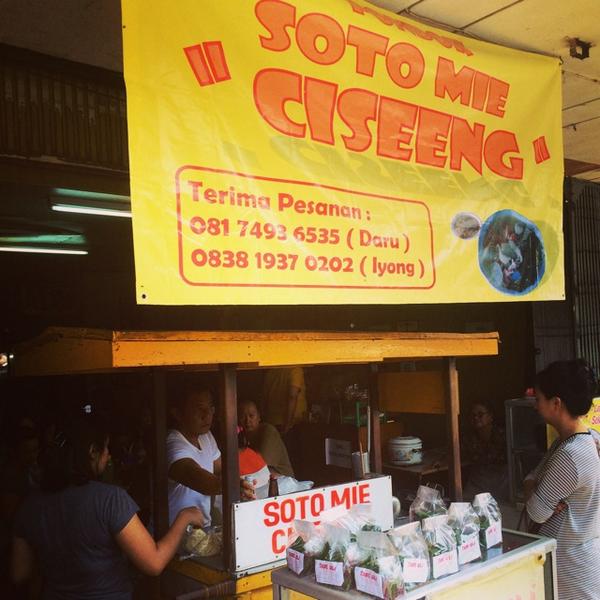 alvinadam's tweet image. Wajib mampir #sotomie #ciseeng Bogor 😍😘😘