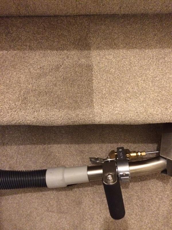 TCSCleaning2014's tweet photo. Before and after on a full house clean we did through the night last night http://t.co/v5gx4kUgWt