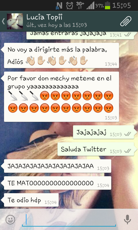 mechyalka's tweet photo. @luuusssiii  me rogasteee jajajaja http://t.co/utICkoMON1