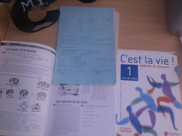 Empezando con el francés a tope! Gracias <a href="/8mariabc/">maria barber catala</a> por dejarme los apuntes!