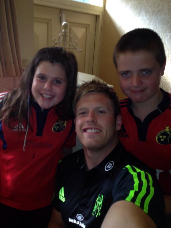 IvanDineen's tweet photo. Early start in listowel!! Great breakfast and even better company!!@Munsterrugby 
#MunRace14 
#teamSEAT http://t.co/KxODblegGb