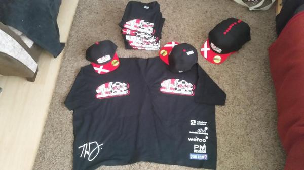 buzzdog05's tweet photo. Tj racing official merchandise #buzzdogdesigns #tshirtprinting #snapback #printing #scunthorpescorpions #speedway http://t.co/ILbfuLH4ka