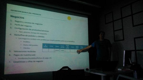 chumbychum's tweet image. @davidyugueros explica la estructura del backoffice e integración #web  @coderswitch #vicalvaro #Madridonrails