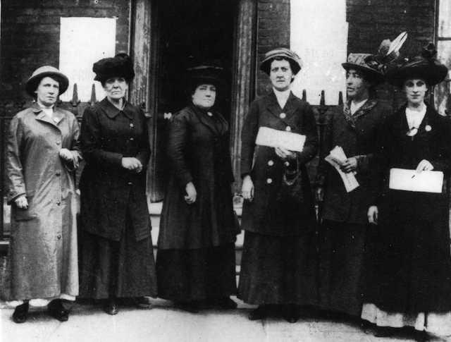 Embedded image permalink