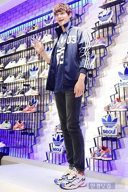 prfvckminho's tweet photo. RT @almightykeybeom: 140731 Minho - at Adidas Originals Flagship Store Opening in Seoul #7 http://t.co/npyME0cSPC