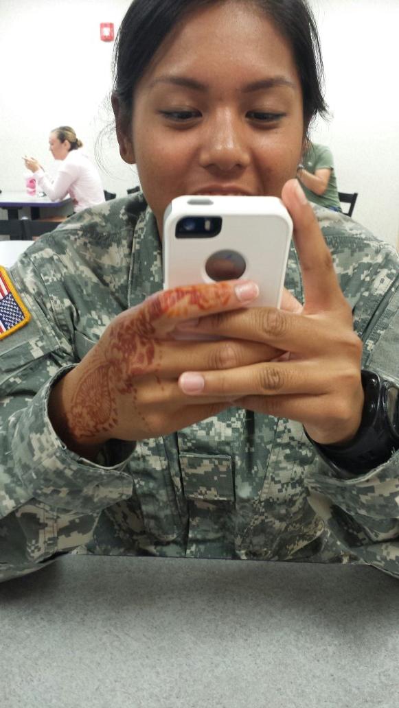 _aanamana's tweet image. Frooots with twin. #redpass