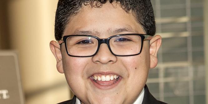 " Happy 16th Birthday to star Rico Rodriguez! dude how os this kid older than me!