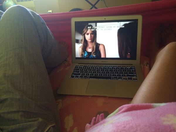 kate_ivanov_'s tweet image. Still doing that marathon📺 @nerdvevo