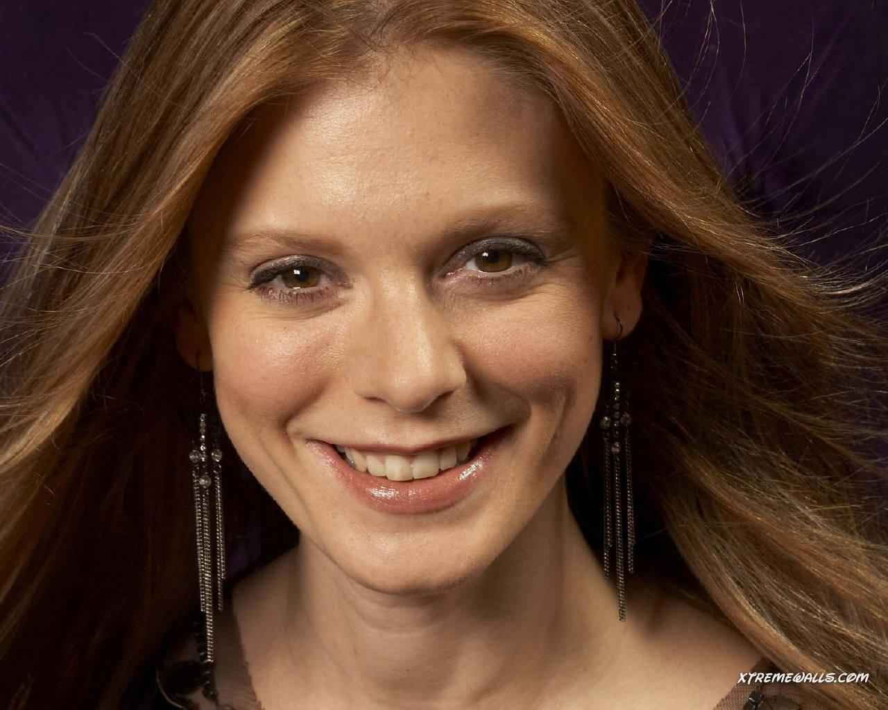 Happy birthday, Emilia Fox! :) 